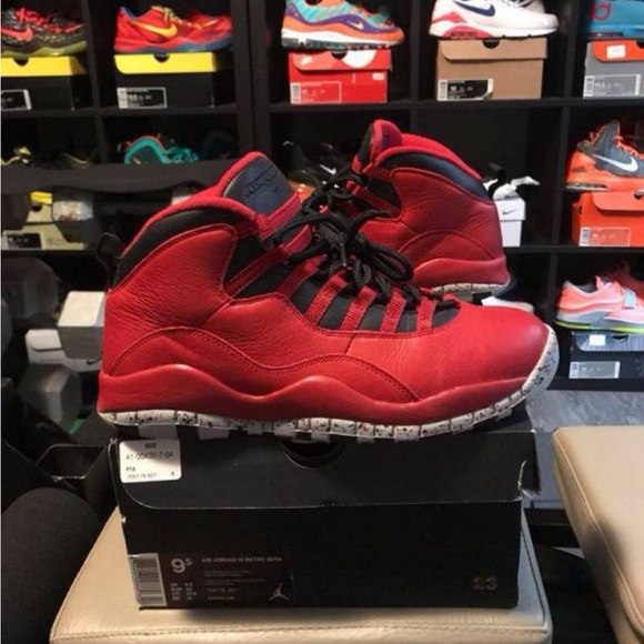 Jordan 10 Bulls over Broadway size 9.5 - Picture 1 of 4